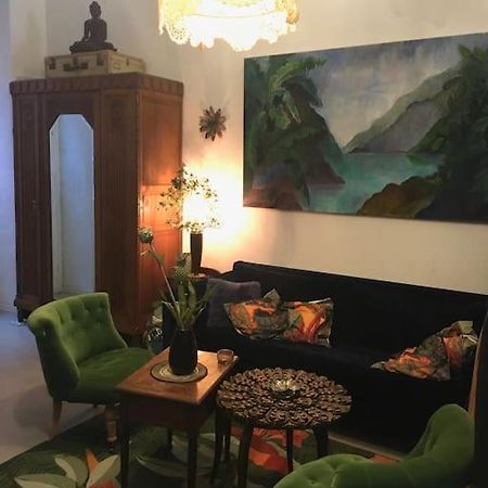 Loft D Artistes Avec Patio Au Port De Nice Buitenkant foto