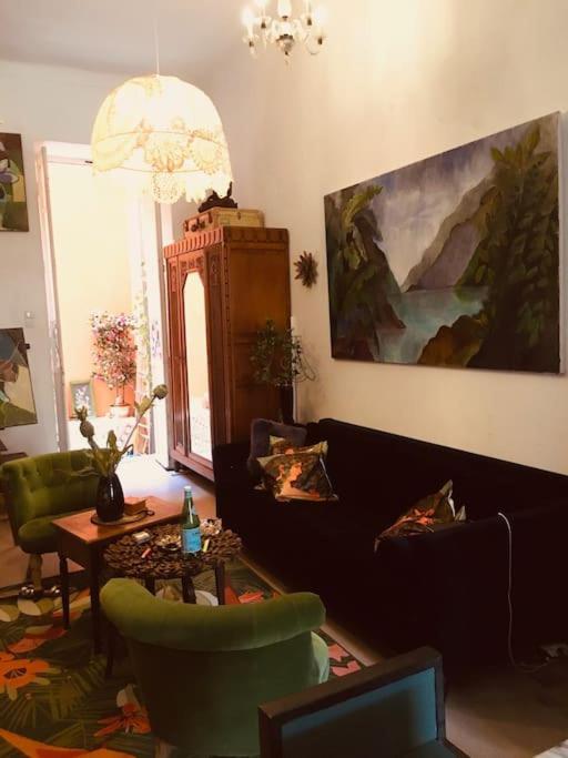 Loft D Artistes Avec Patio Au Port De Nice Buitenkant foto